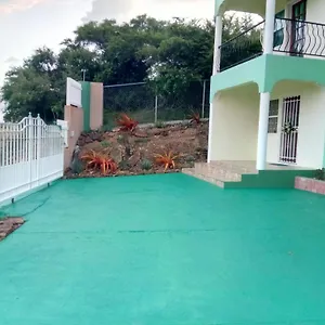 Zeus Estate Apartment